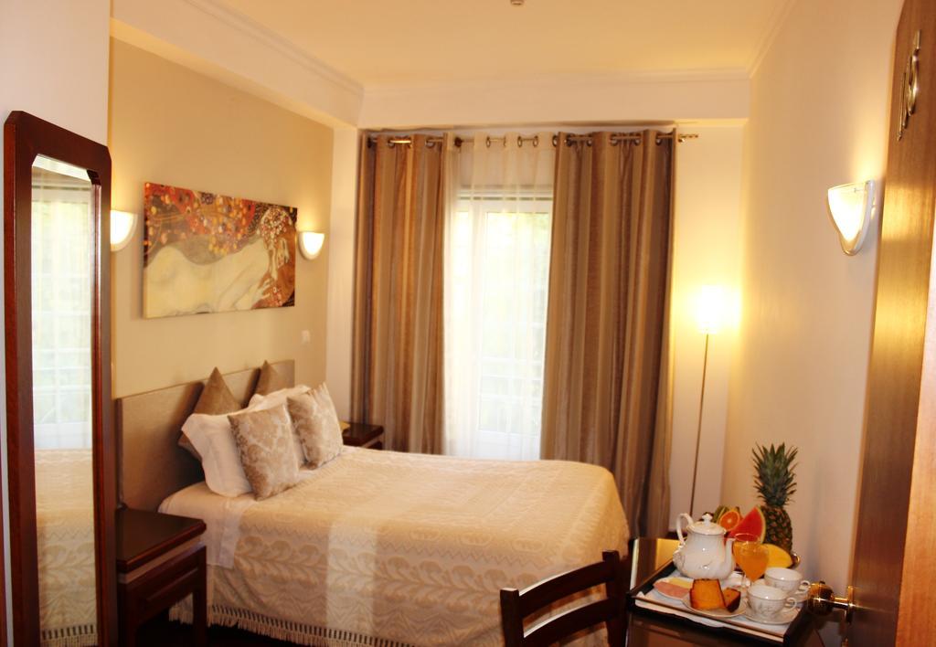 Residencial Imperial Hotel Luso  Kültér fotó